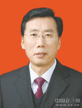 诸城市委最新一届常委